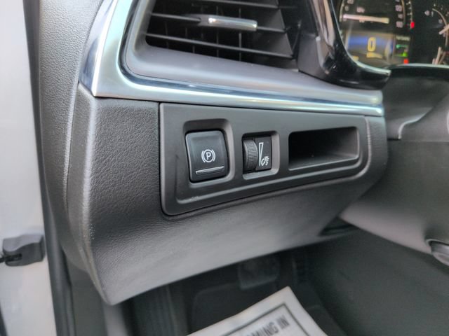 Used 2018 Cadillac XT5 Premium Luxury FWD image 13