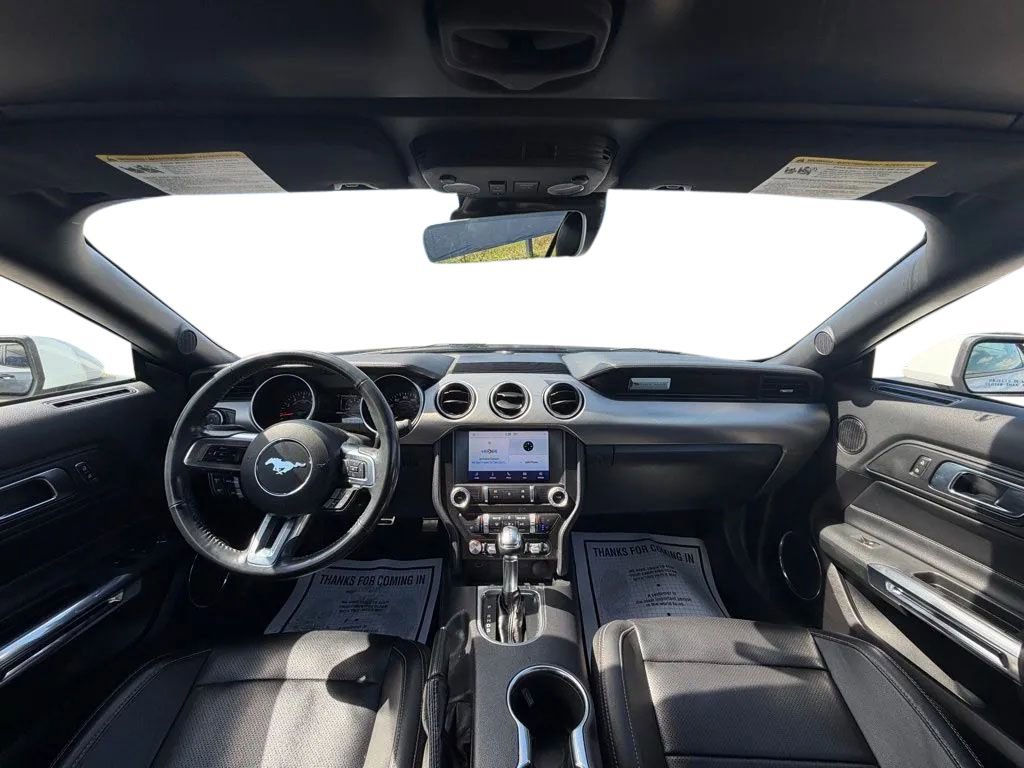 Used 2022 Ford Mustang Premium image 11