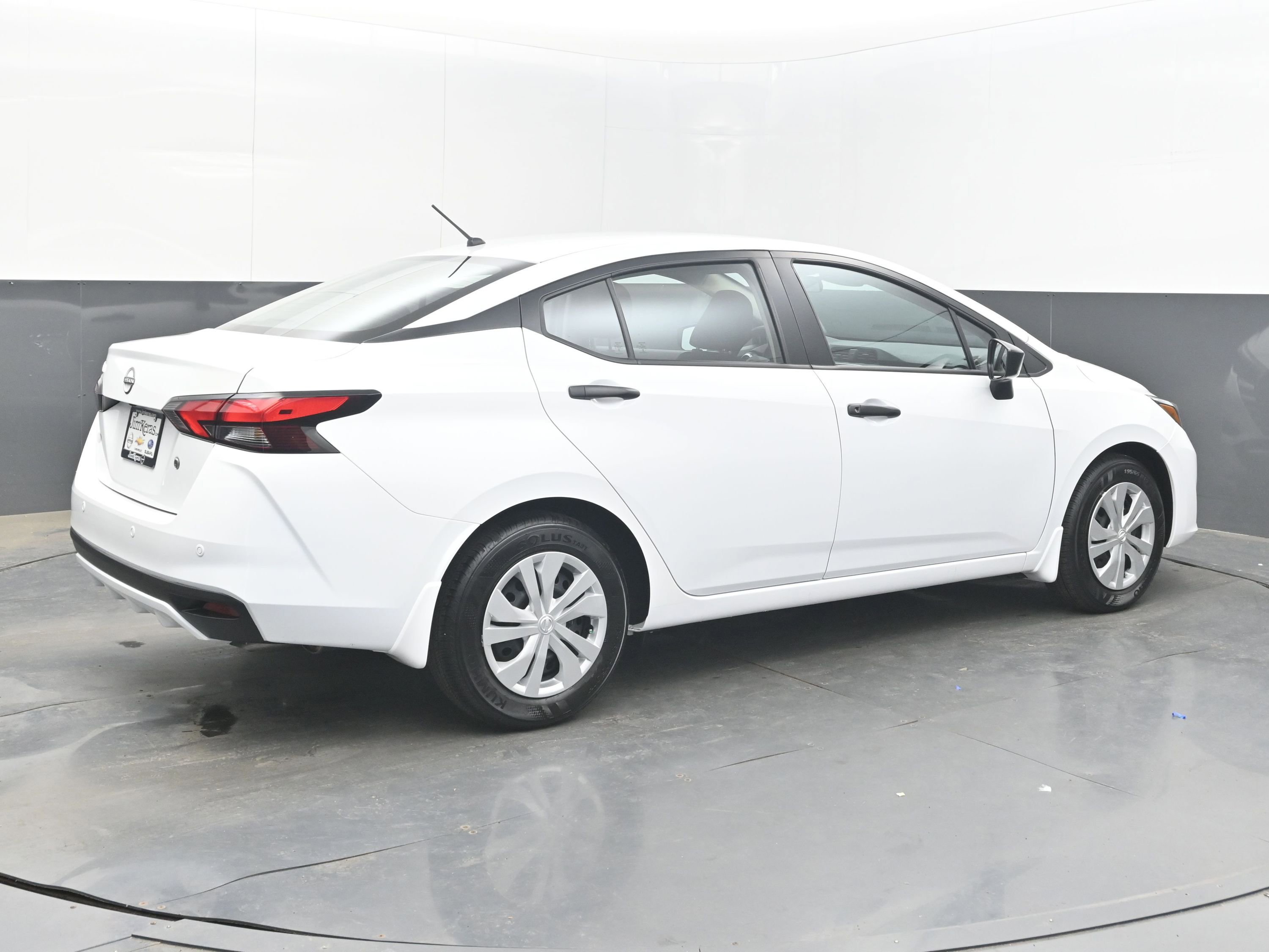 Certified 2025 Nissan Versa S w/ Trunk Package image 7