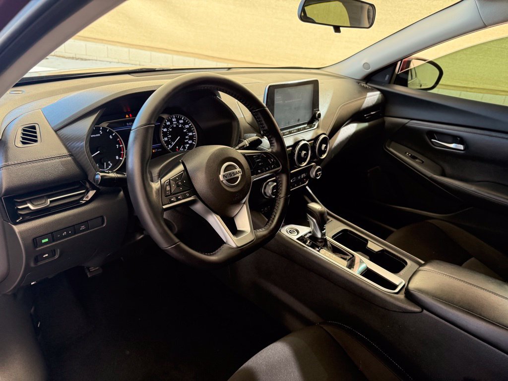 Used 2020 Nissan Sentra SV FWD image 11