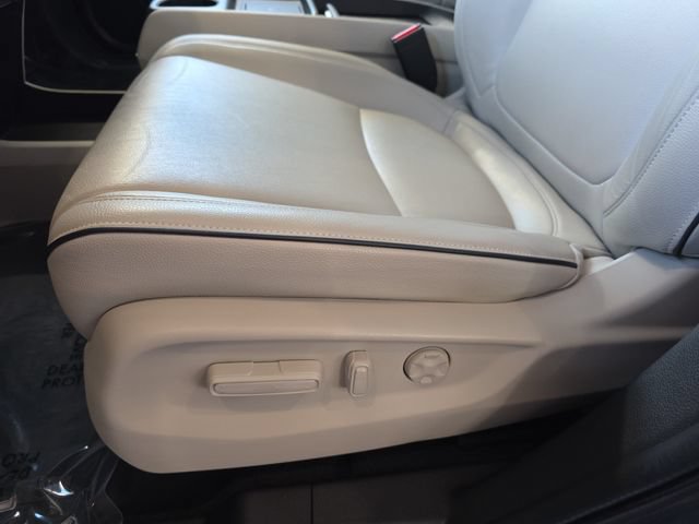 Used 2025 Honda Odyssey Touring image 30
