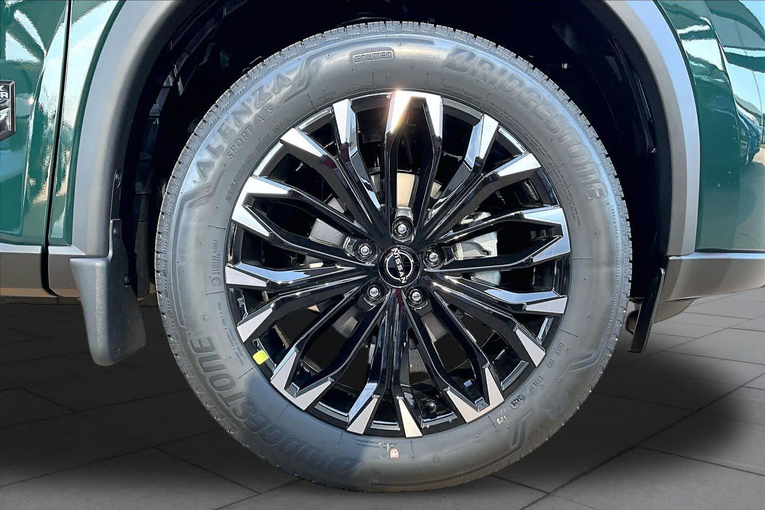 New 2027 Nissan Rogue Dark Armor FWD image 12