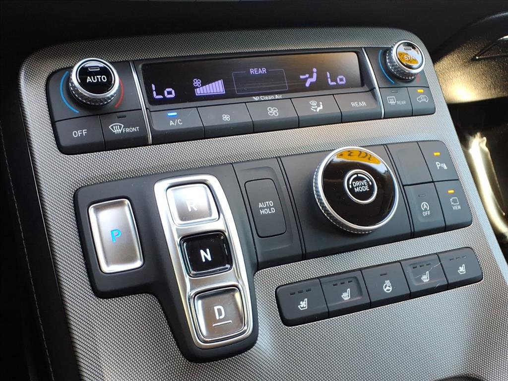 Used 2021 Hyundai Palisade Limited image 25