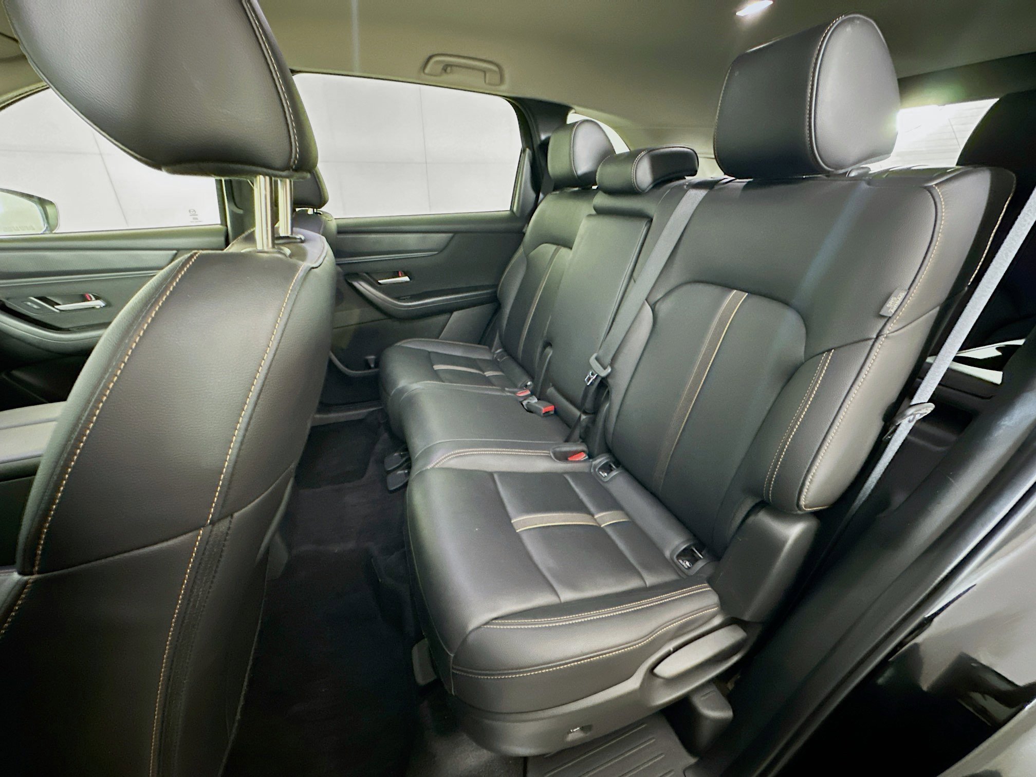 Used 2025 MAZDA CX-90 3.3 Turbo w/ Select Package image 28