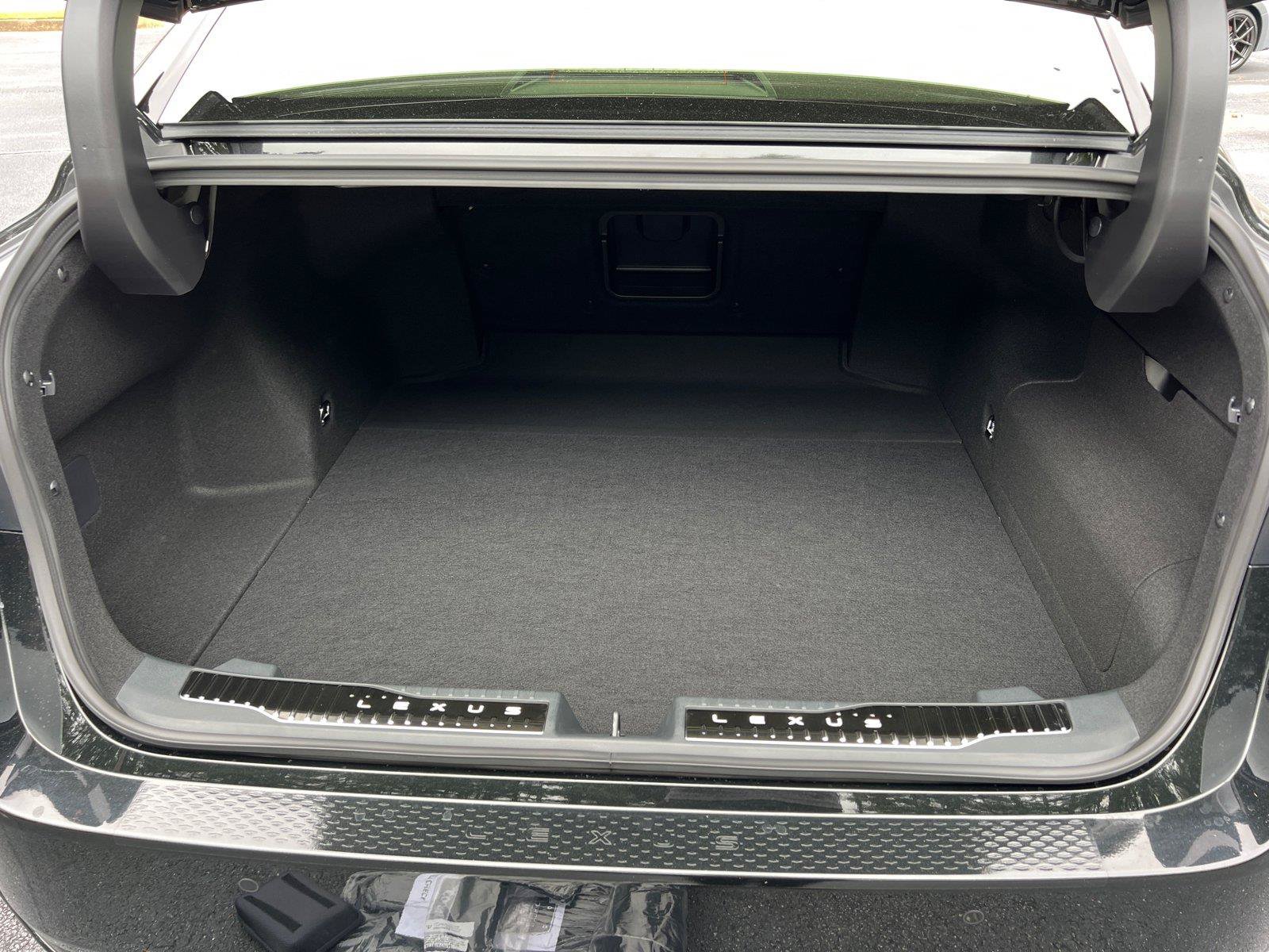 New 2026 Lexus ES 350h FWD image 12