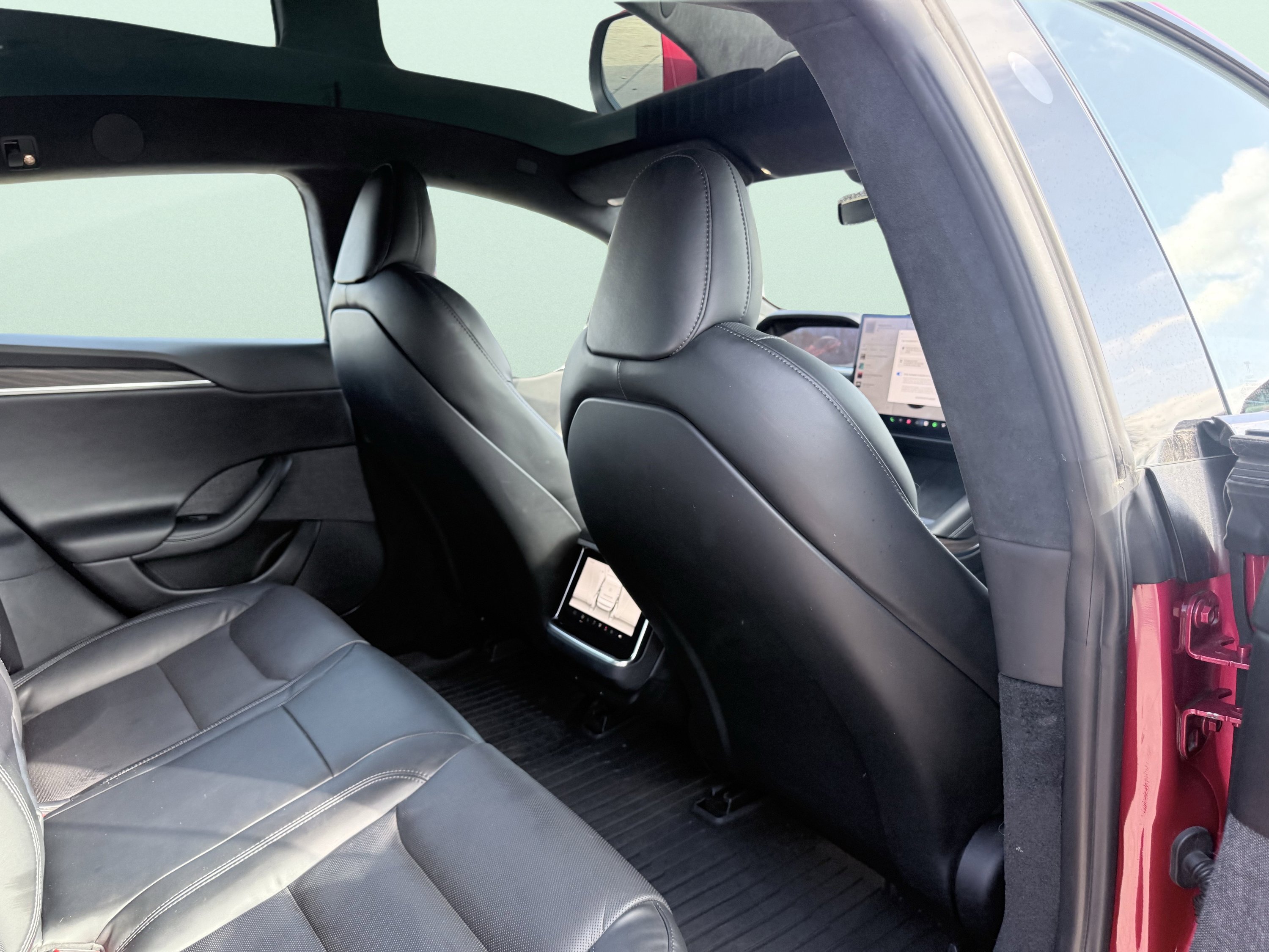 Used 2022 Tesla Model S image 43