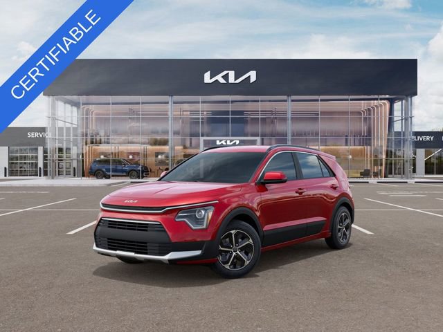 Certified 2025 Kia Niro LX image 8