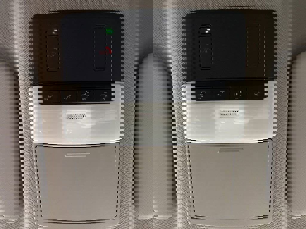 Used 2024 Nissan Rogue SL image 28