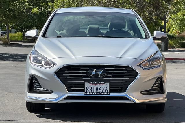 Used 2018 Hyundai Sonata Limited w/ Limited Ultimate Package 03 FWD image 9