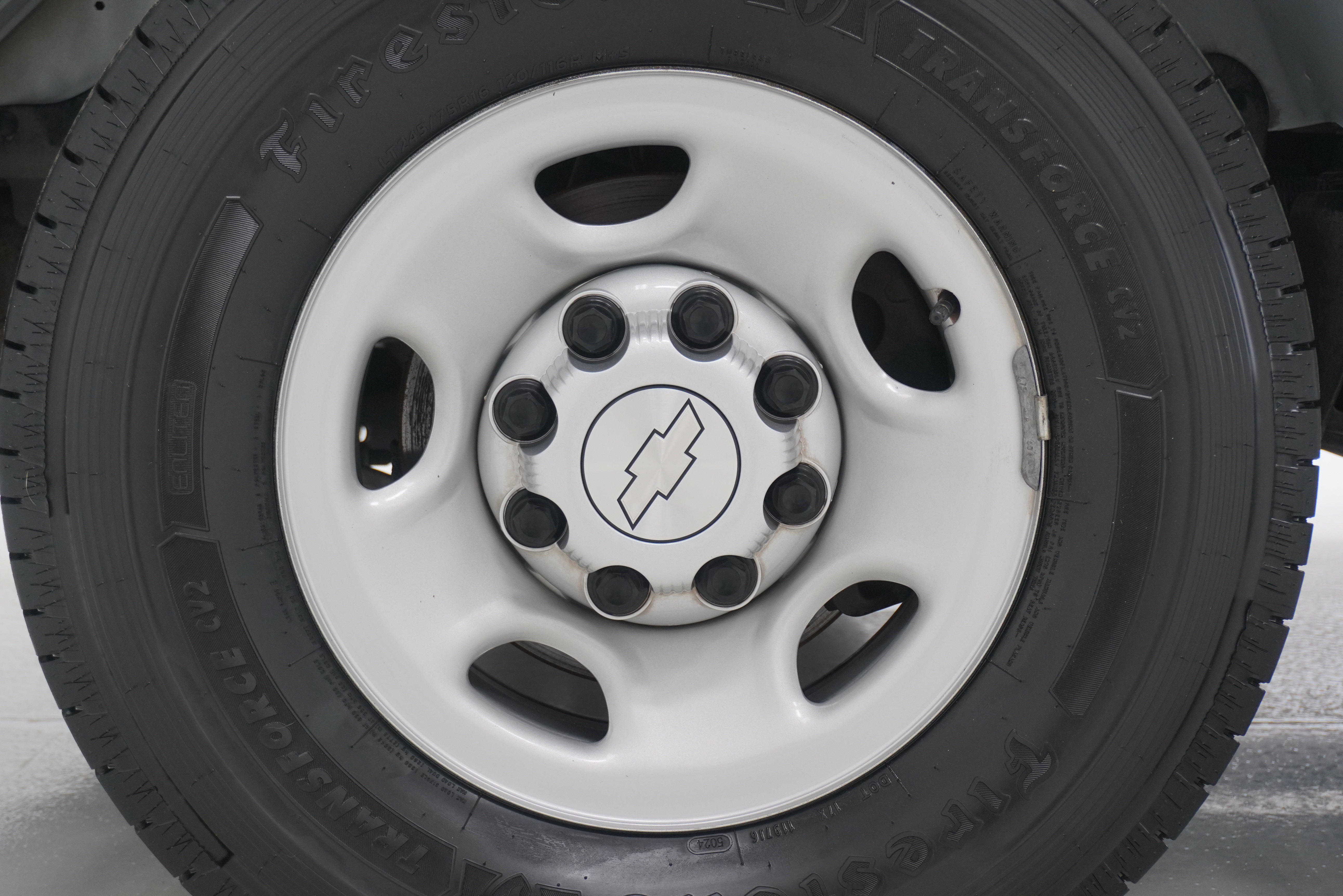 Used 2018 Chevrolet Express 2500 w/ Driver Convenience Package image 18