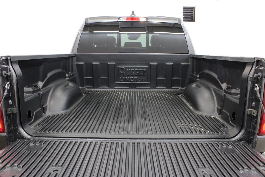 Used 2024 RAM 1500 Limited AWD/4WD image 33