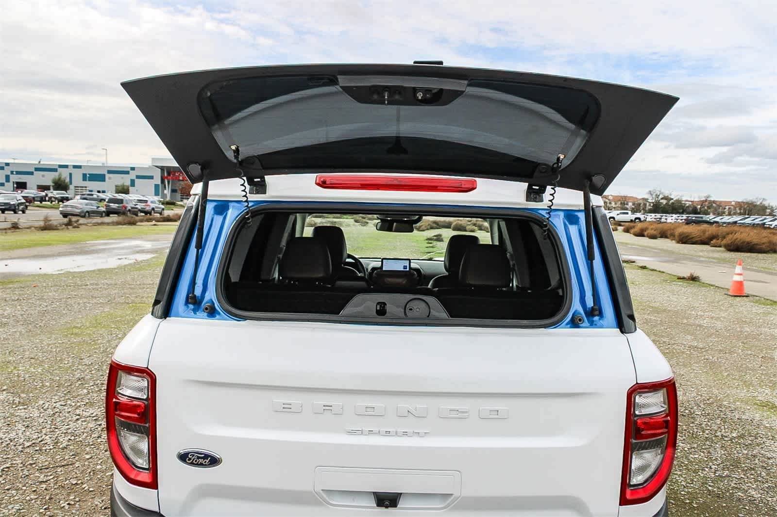 Used 2022 Ford Bronco Sport Outer Banks w/ Tech Package AWD/4WD image 22