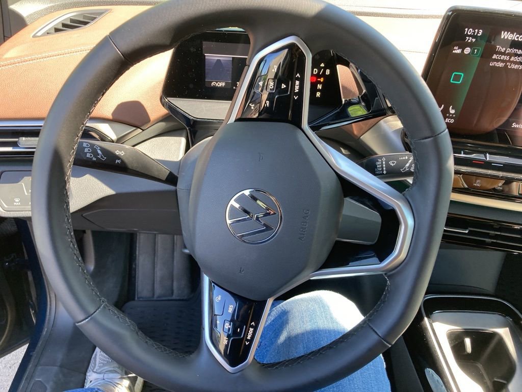 Certified 2023 Volkswagen ID.4 Pro AWD/4WD image 11
