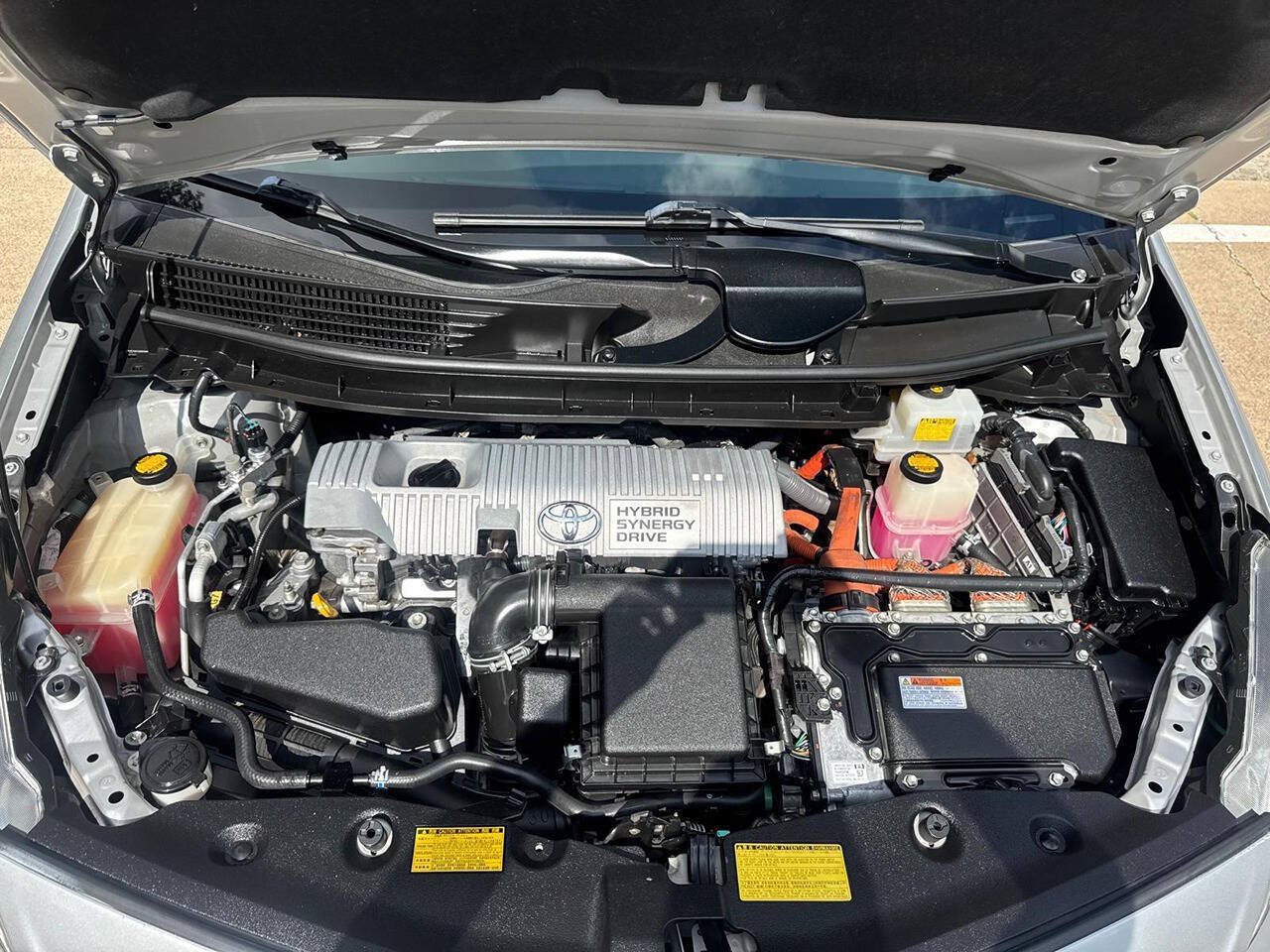 Used 2013 Toyota Prius V Two FWD image 33