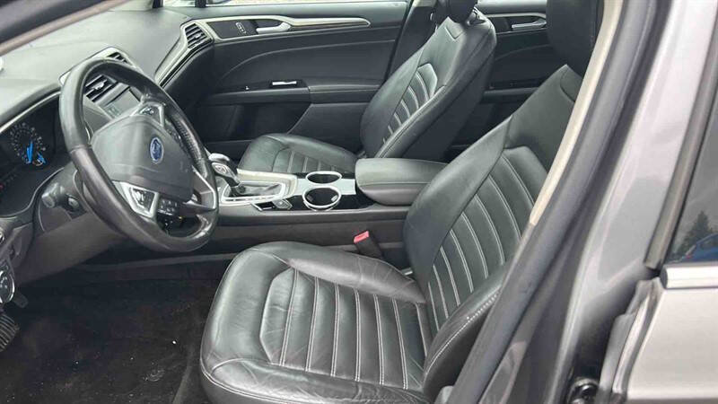 Used 2013 Ford Fusion SE image 12