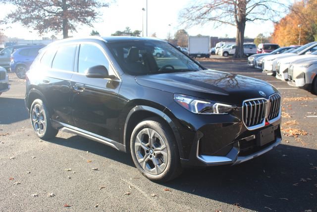 Used 2025 BMW X1 xDrive28i w/ Convenience Package image 1