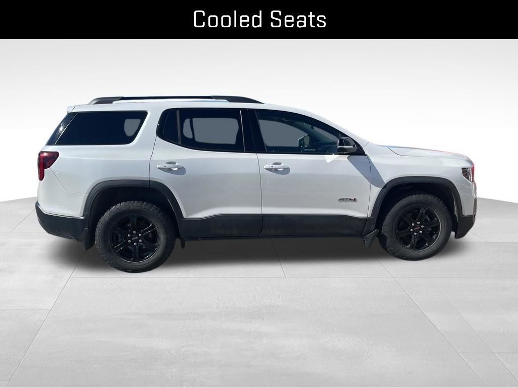 Used 2022 GMC Acadia AT4 w/ GMC Pro Grade Package image 9