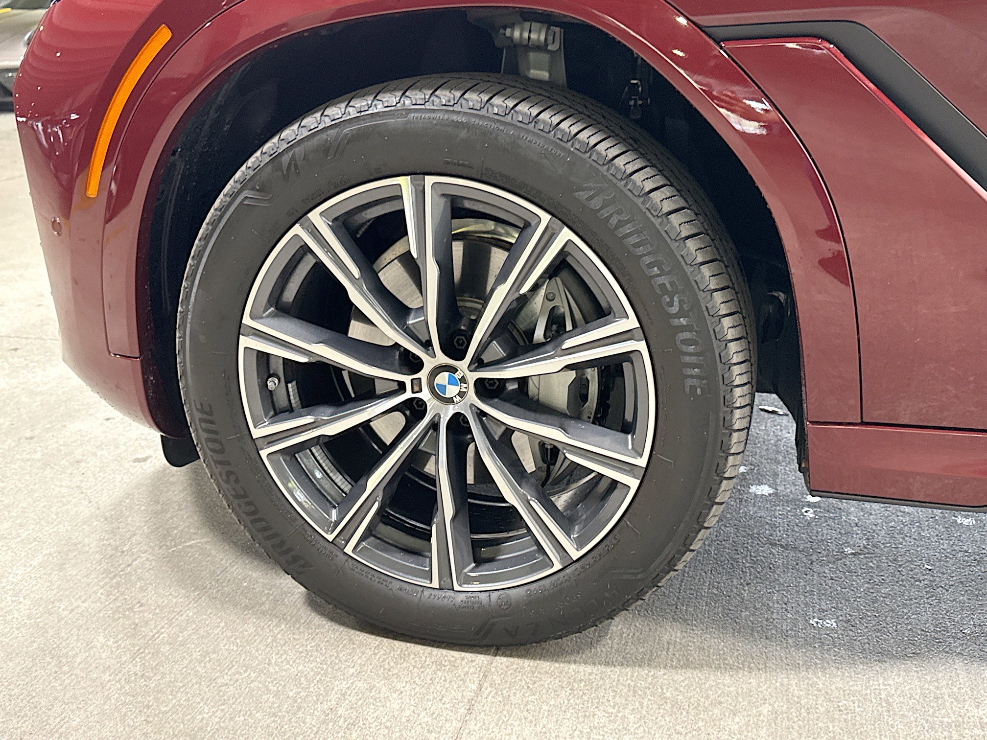 Used 2025 BMW X6 xDrive40i w/ Premium Package image 42