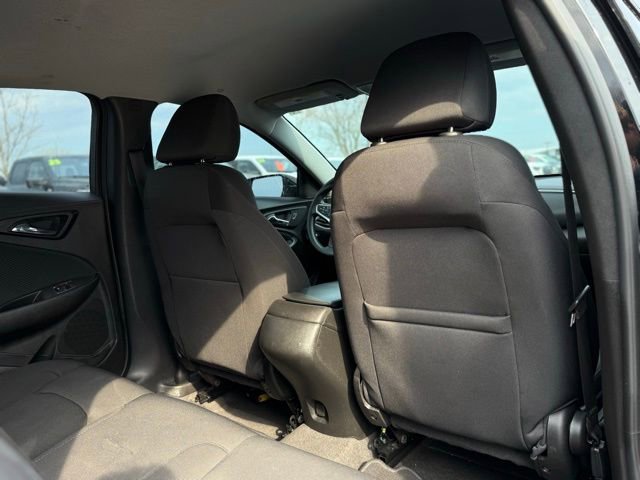 Used 2025 Chevrolet Malibu LS image 25