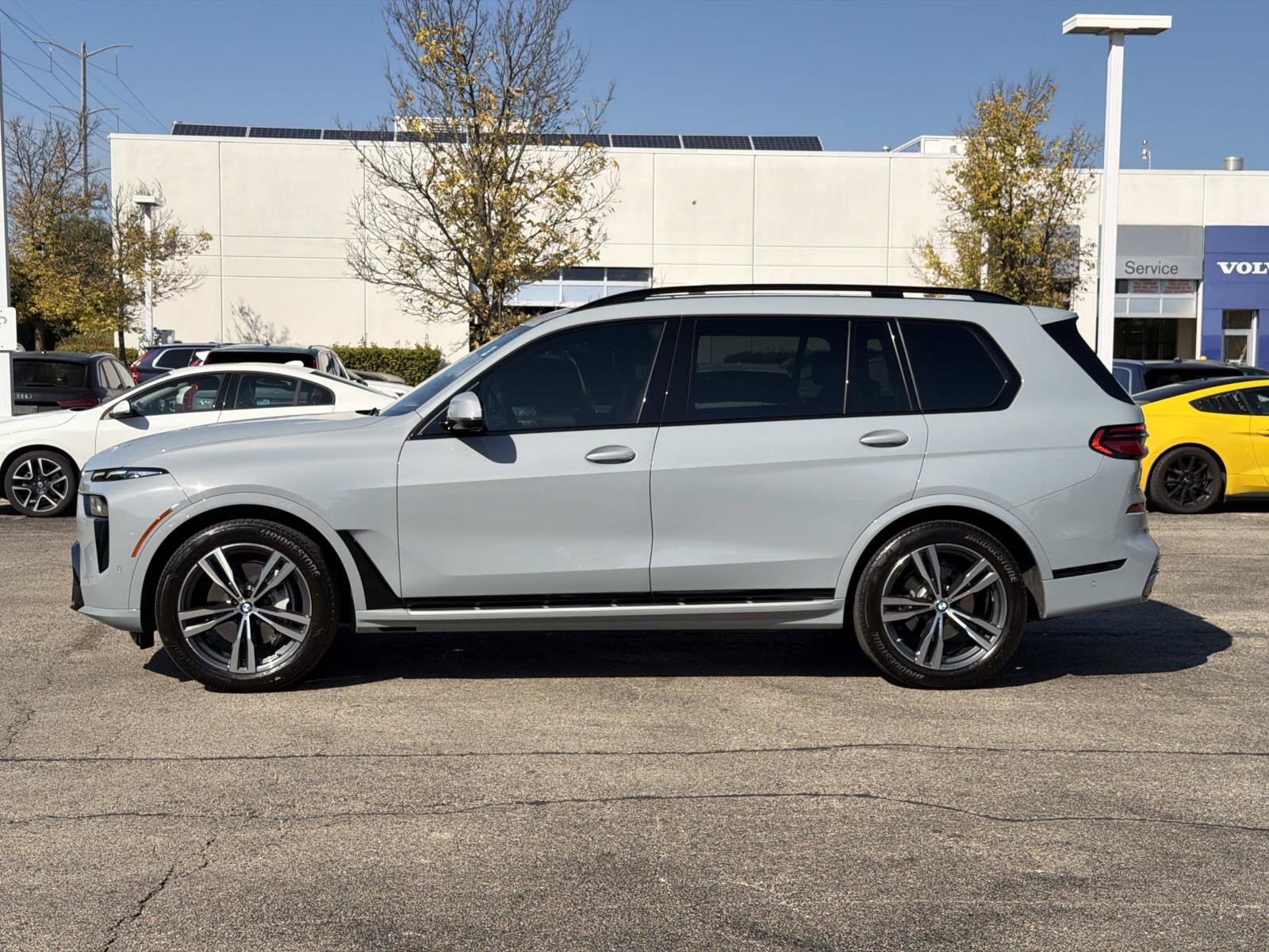Certified 2024 BMW X7 xDrive40i w/ M Sport Package AWD/4WD image 8