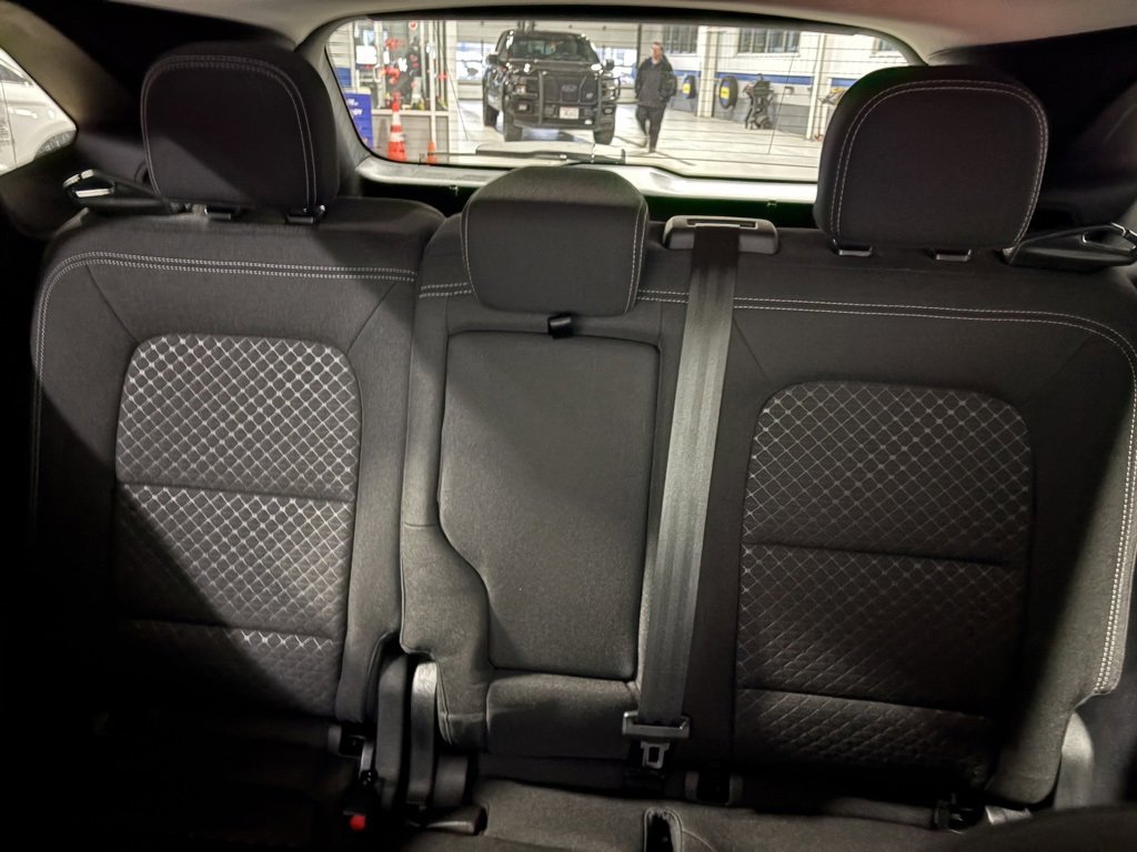 Certified 2023 Ford Escape Active w/ Tech Pack #2 image 16