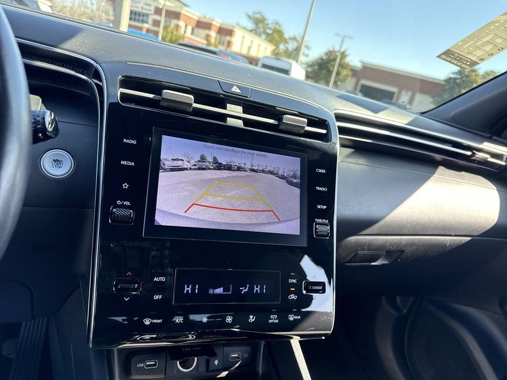 Used 2022 Hyundai Santa Cruz SEL Premium image 18