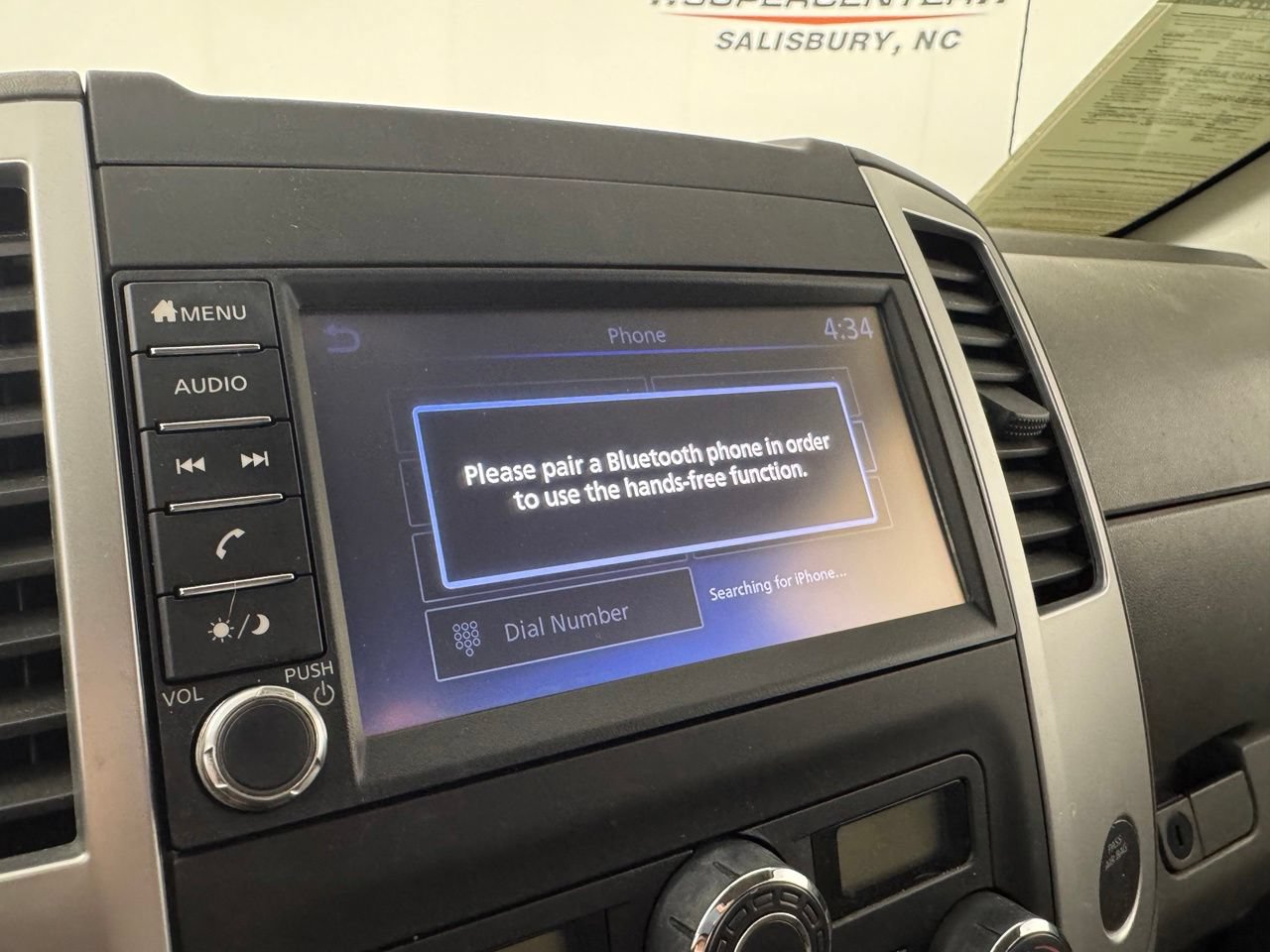 Used 2021 Nissan Frontier SV w/ Midnight Edition Floor Mats AWD/4WD image 16