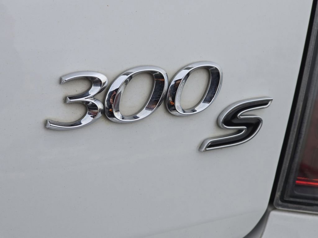 Used 2014 Chrysler 300 S image 26