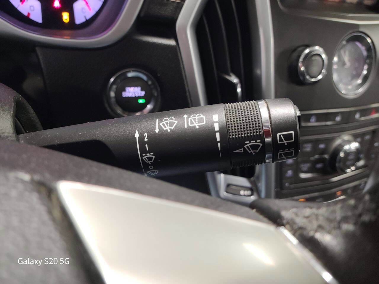 Used 2010 Cadillac SRX Premium image 33