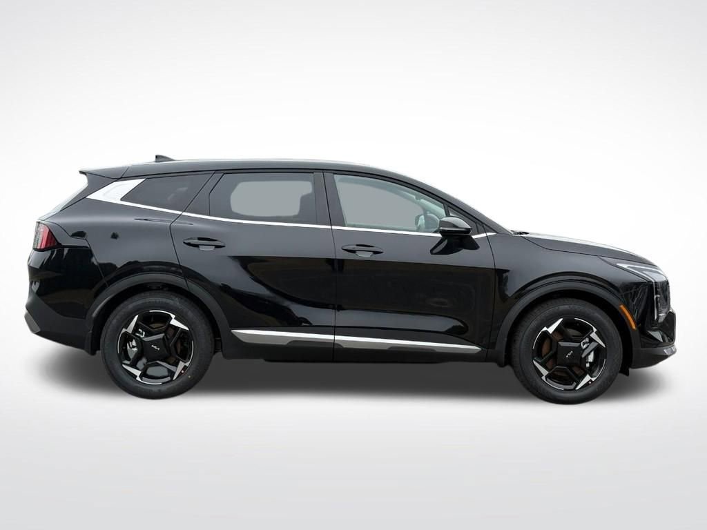 New 2026 Kia Sportage EX image 2