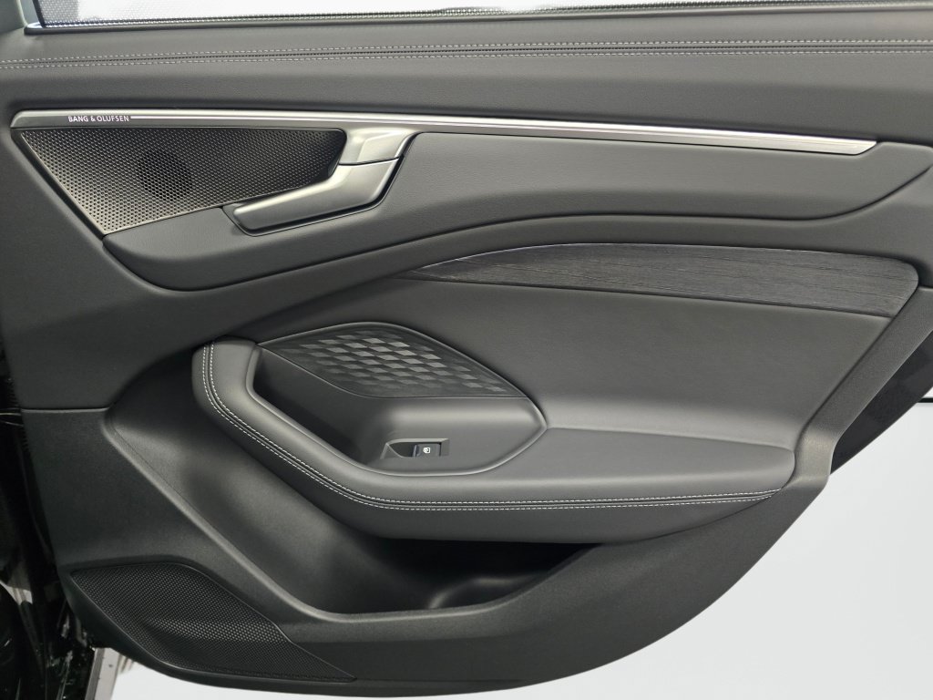New 2026 Audi A6 Premium Plus AWD/4WD image 24