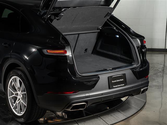 Certified 2025 Porsche Cayenne Coupe image 32