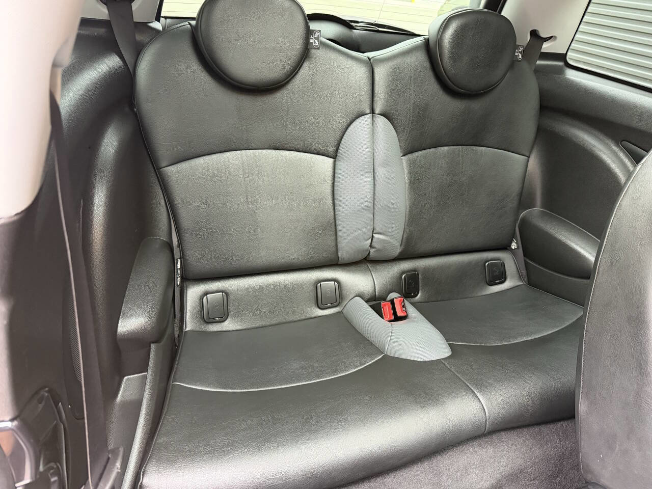 Used 2009 MINI Cooper Hardtop FWD image 16