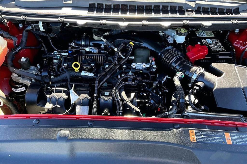 Used 2019 Ford Edge Titanium w/ Equipment Group 301A image 10