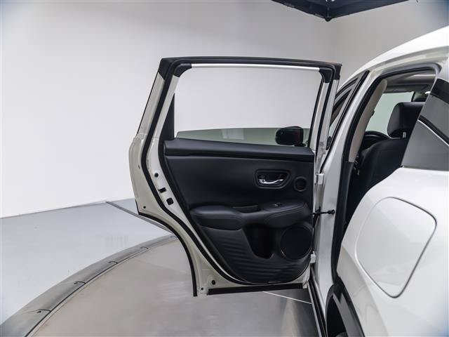 Used 2023 Honda HR-V EX-L image 25