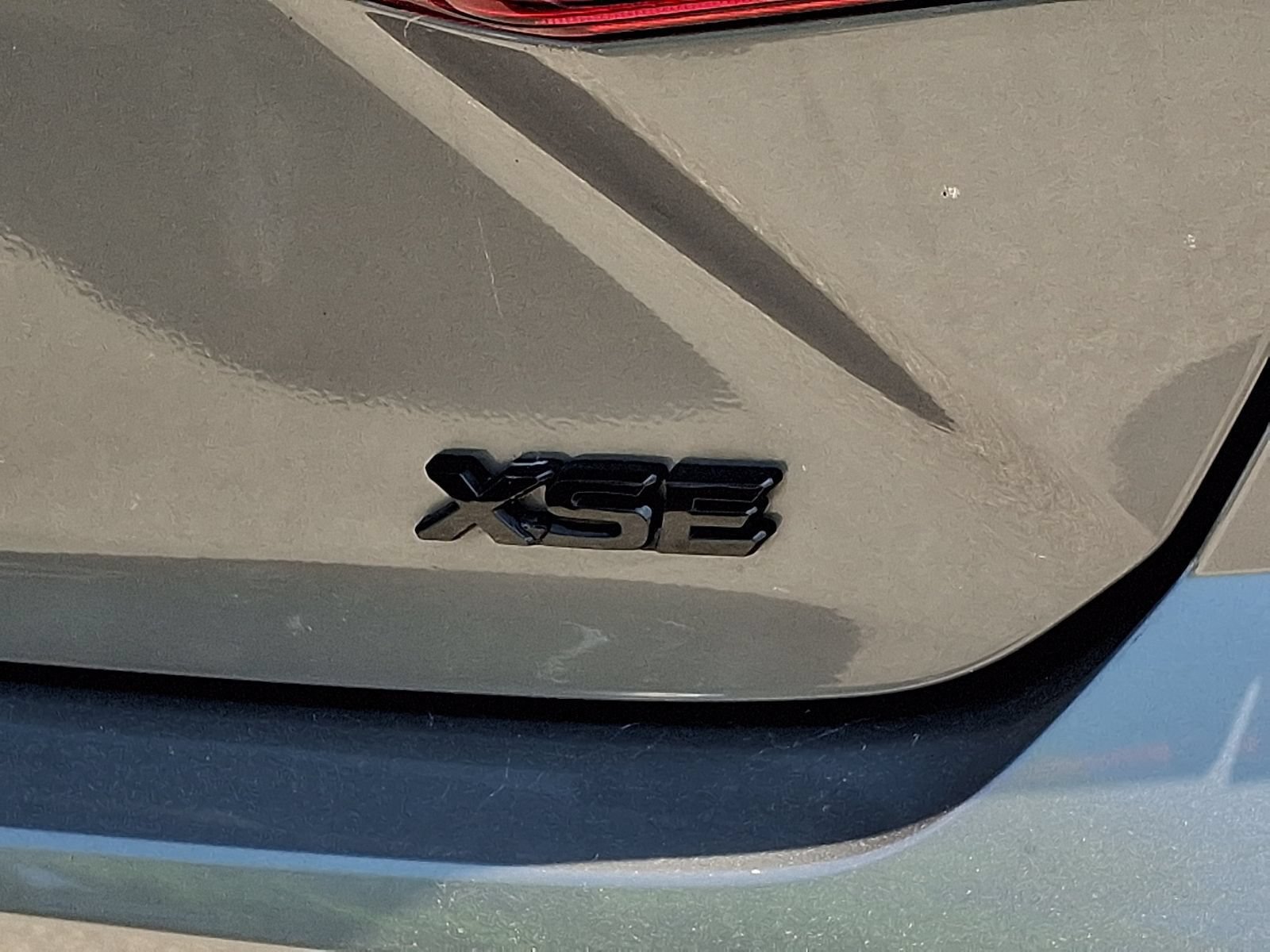Used 2025 Toyota Camry XSE FWD image 31