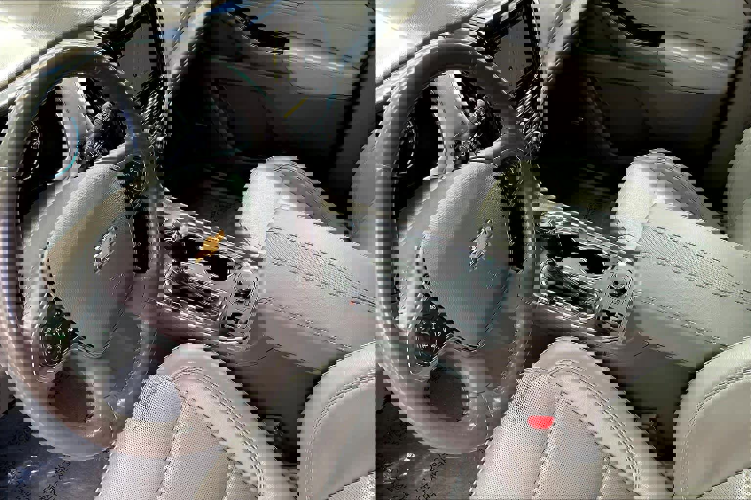 Used 2019 Chevrolet Traverse Premier w/ Driver Confidence II Package image 17