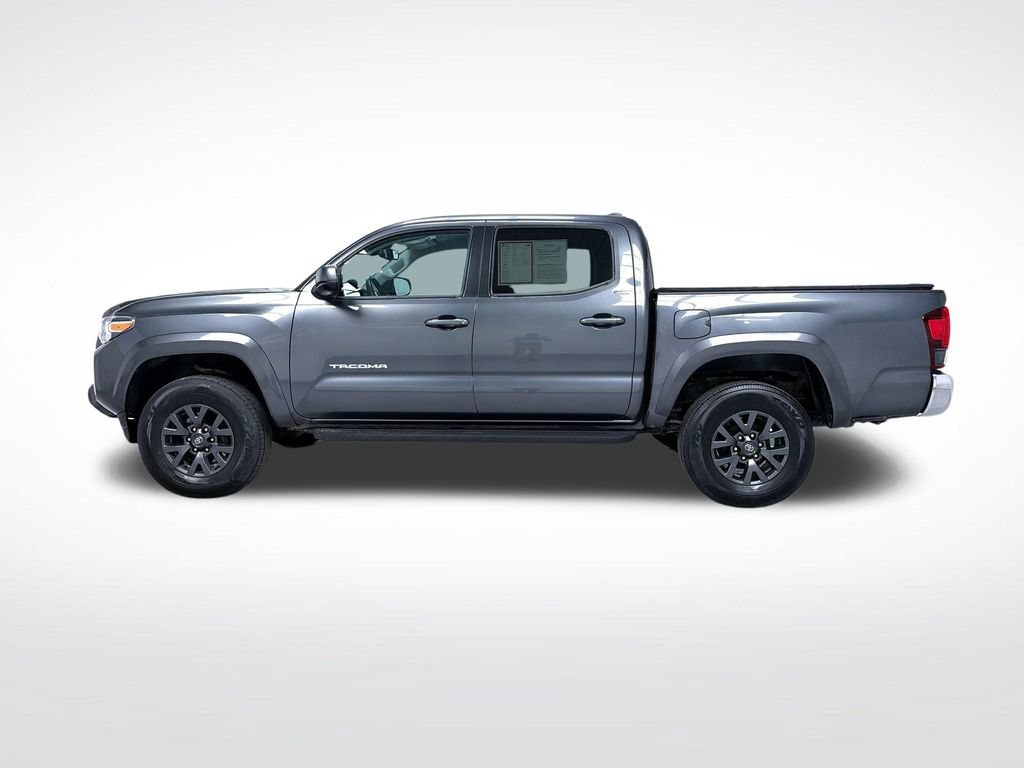 Certified 2023 Toyota Tacoma SR5 AWD/4WD image 3