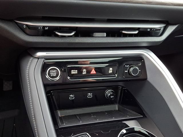 Used 2025 Audi Q5 Premium w/ Convenience Package AWD/4WD image 16
