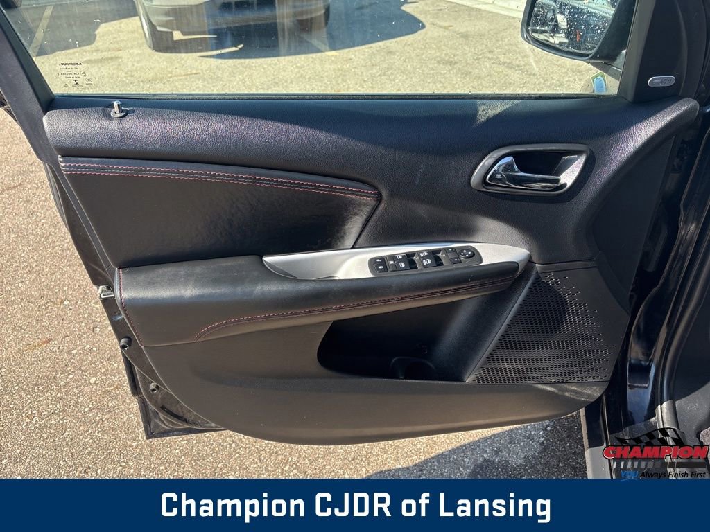 Used 2018 Dodge Journey GT w/ Driver Convenience Group FWD image 14