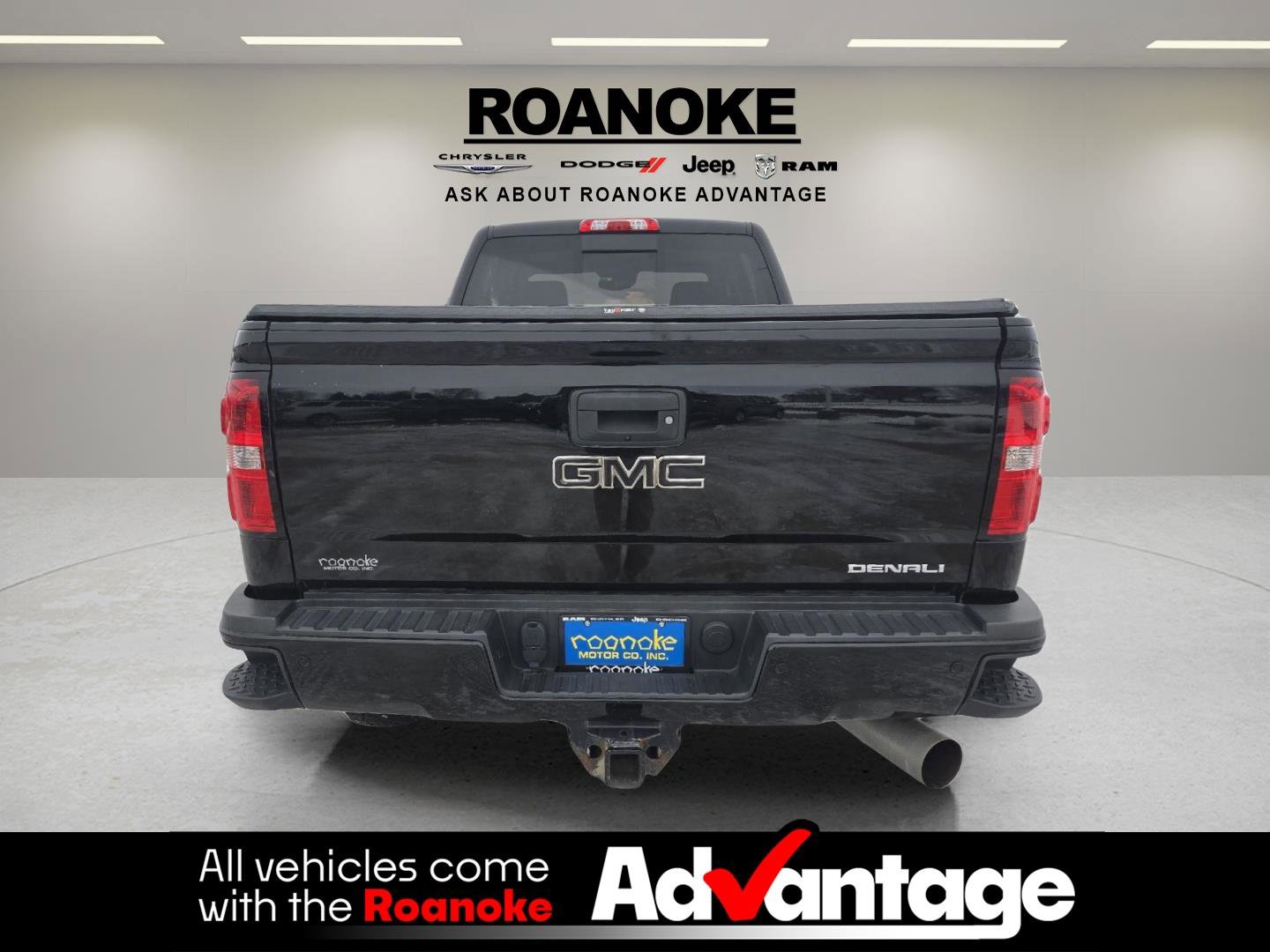 Used 2017 GMC Sierra 2500 Denali w/ Duramax Plus Package image 6