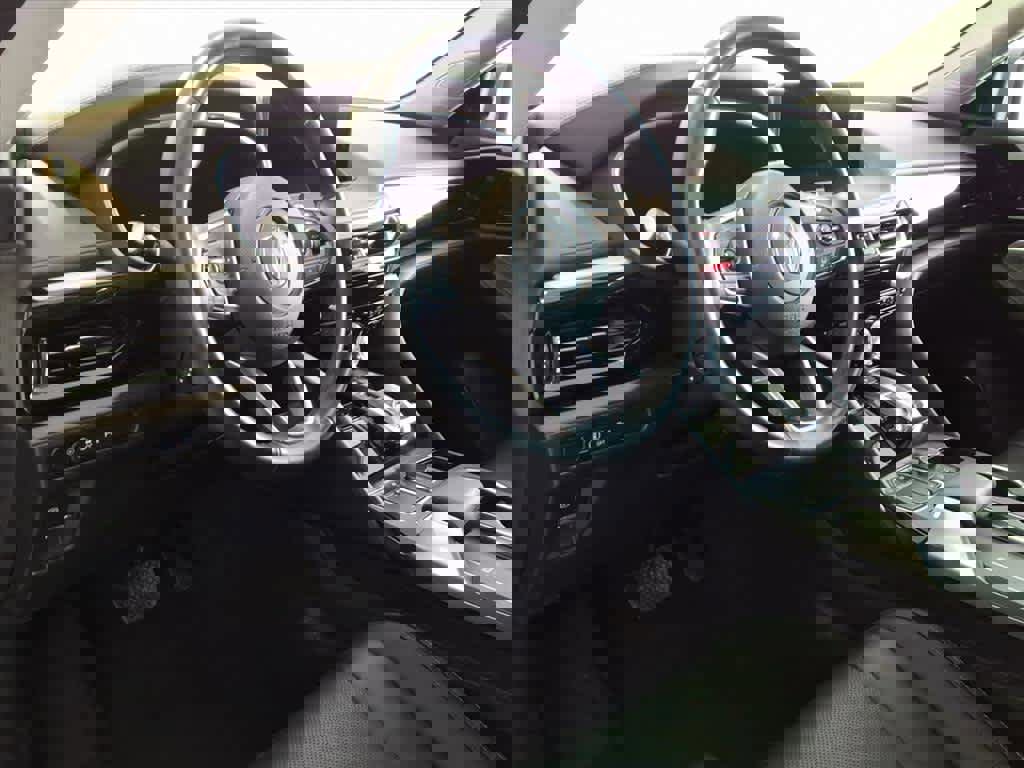 Used 2024 Acura MDX SH-AWD w/ Technology Package image 9