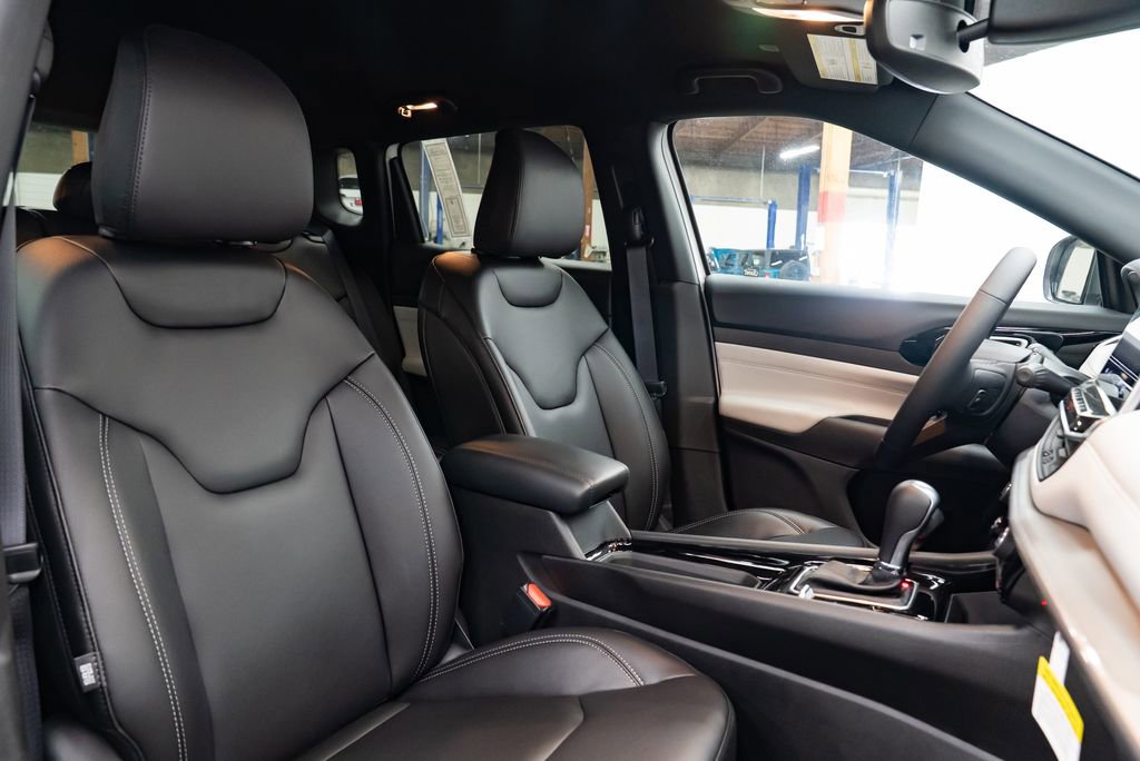 New 2026 Jeep Compass Limited image 28