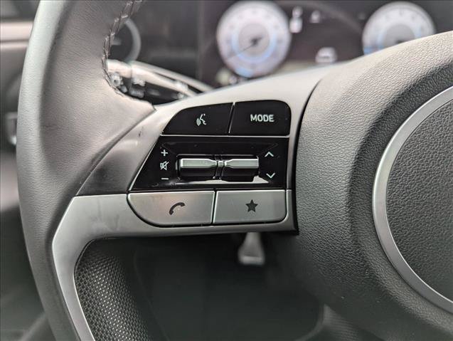 Used 2025 Hyundai Elantra SEL FWD image 11
