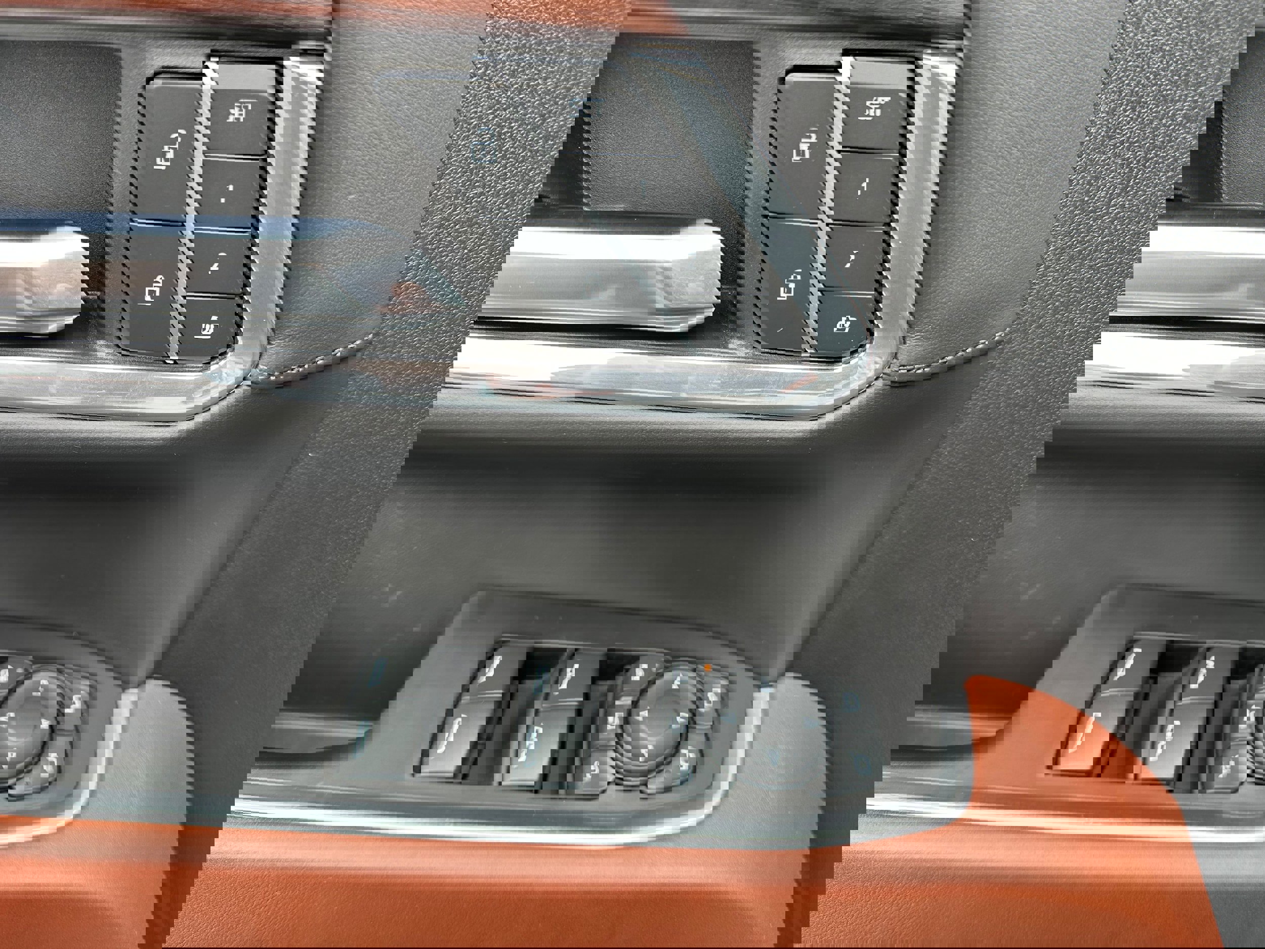 Used 2024 GMC Sierra 2500 Denali Ultimate image 10