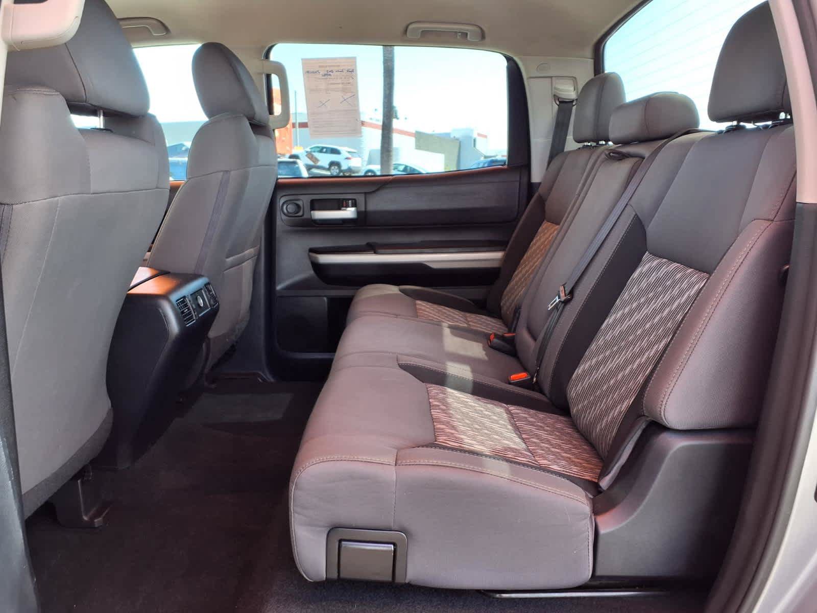 Used 2018 Toyota Tundra SR5 w/ SR5 Upgrade Package RWD image 11