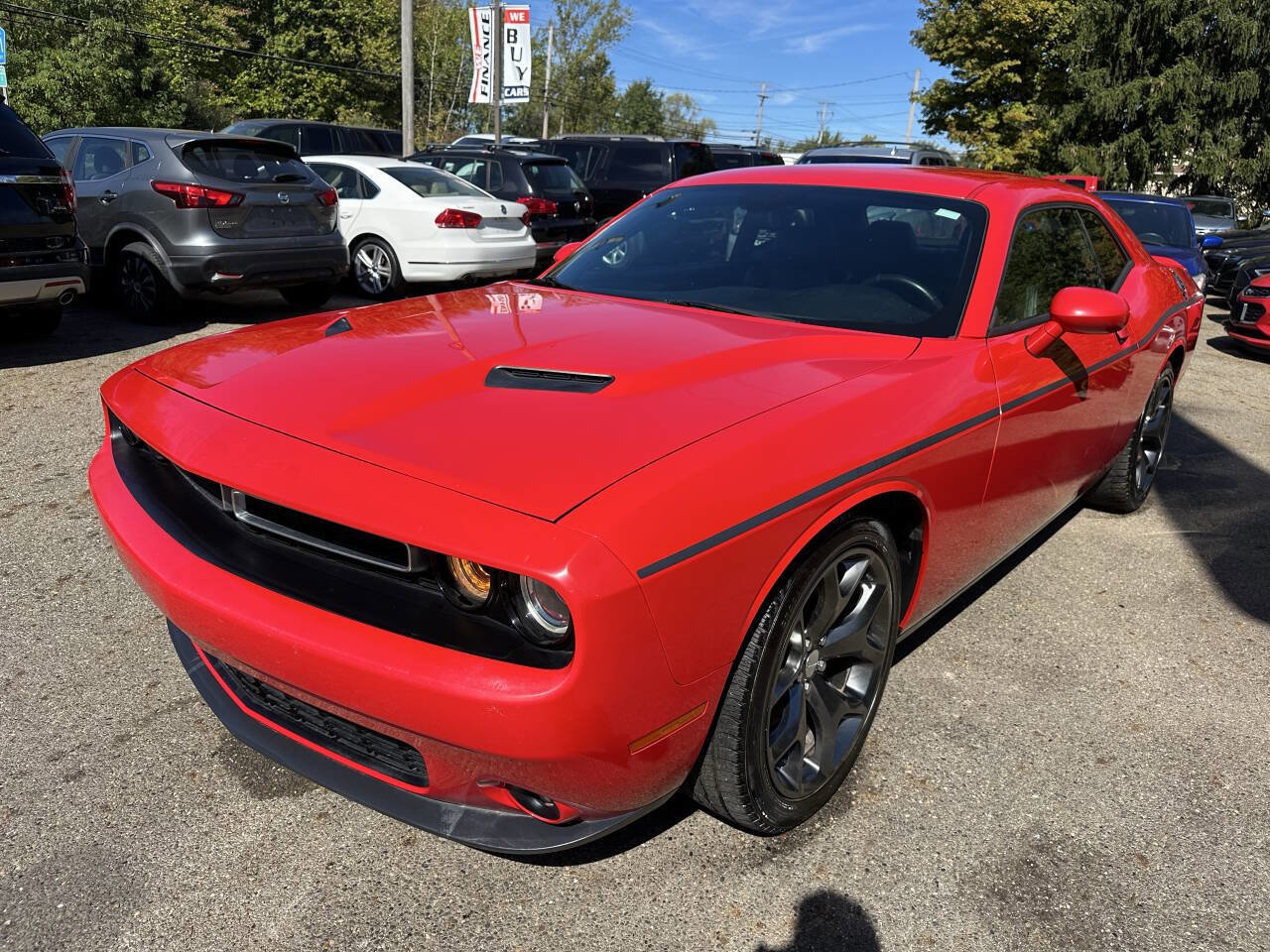 Used 2015 Dodge Challenger SXT Plus image 2