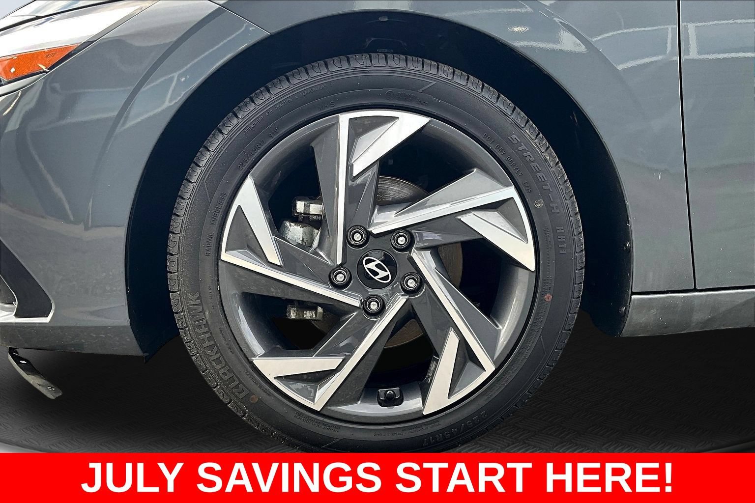 Used 2024 Hyundai Elantra SEL w/ Convenience Package FWD image 39