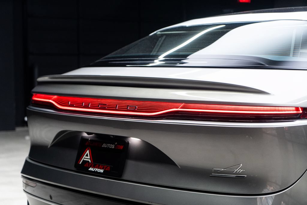 Used 2023 Lucid Air Touring AWD/4WD image 18