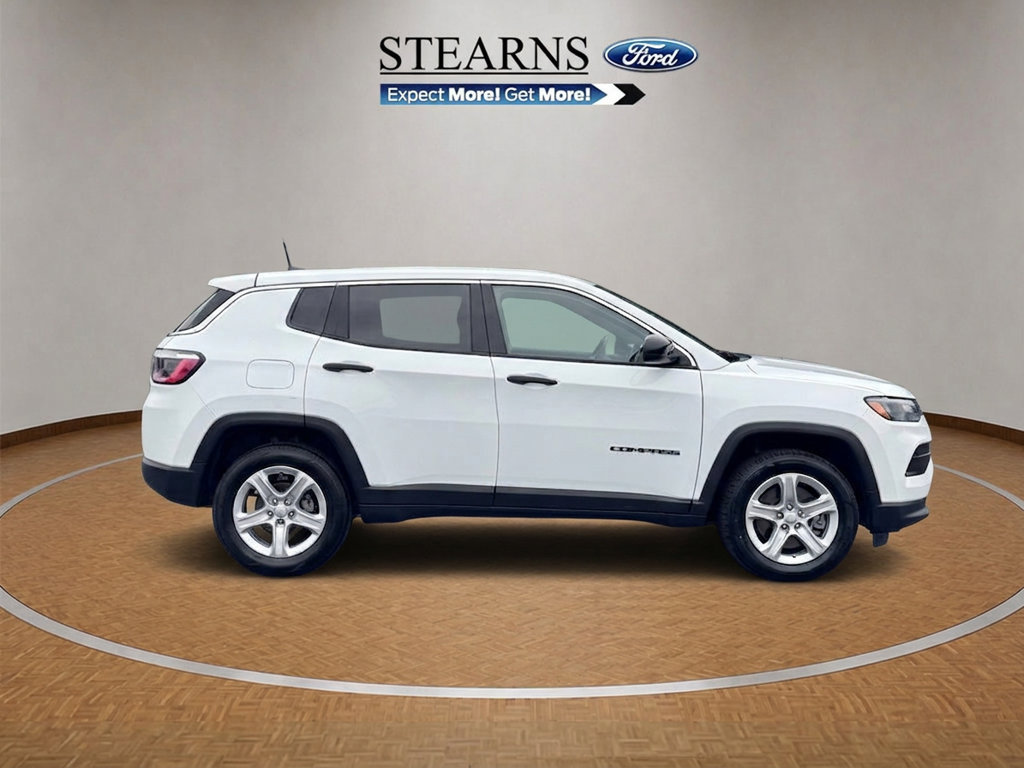 Used 2023 Jeep Compass Sport AWD/4WD image 4